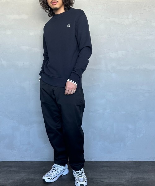フレッドペリー ワンポイントロゴ刺繍クルーネックスウェット　m7535 FRED PERRY トレーナー スウェット 「FRED PERRY/フレッドペリー