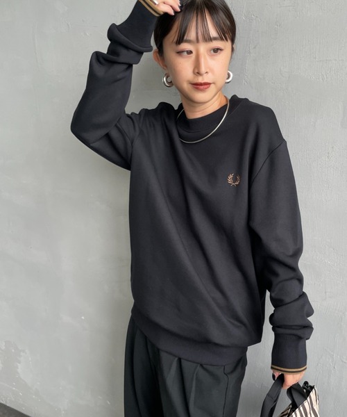 FRED PERRY/フレッドペリー] ワンポイントロゴ刺繍 クルーネック