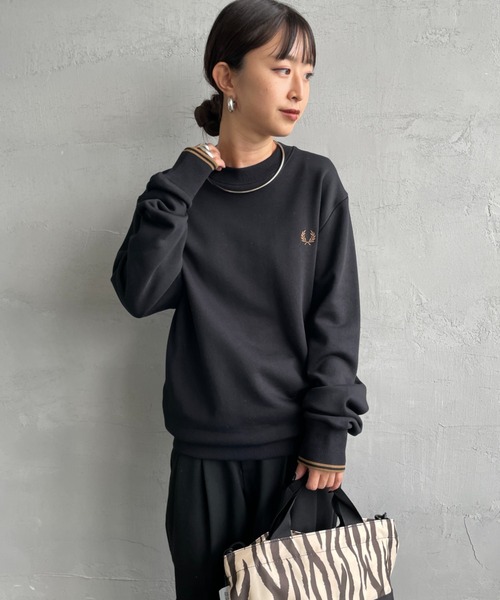 FRED PERRY/フレッドペリー] ワンポイントロゴ刺繍 クルーネック