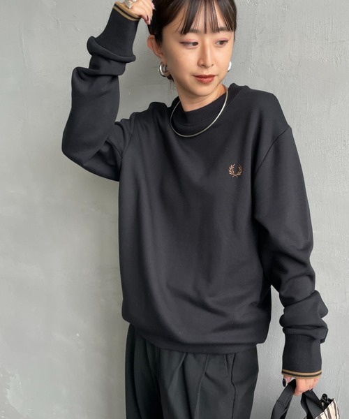 FRED PERRY/フレッドペリー] ワンポイントロゴ刺繍 クルーネック