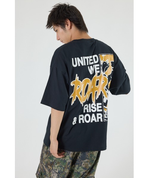 RODEO CROWNS WIDE BOWL(ロデオクラウンズワイドボウル)の「ROAR Tシャツ(Tシャツ/カットソー・メンズ・ブラック/ホワイト/マスタード・LARGE/MEDIUM)」の5枚目の写真