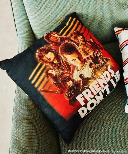 ストレンジャーシングス　ニコアンド　クッション セール】【STRANGER THINGS】コラボ クッション（クッション