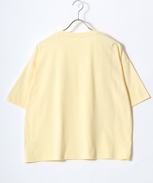 MARUKAWA（マルカワ）の「Shaun the Sheep/ひつじのショーン ワンポイント刺繍 バックプリント ポケット付き ワイドシルエット半袖Tシャツ（Tシャツ/カットソー・レディース・レッド/オフホワイト/イエロー/サックスブルー/カーキ/アッシュグレー/ネイビー/チャコール・M/L）」の16枚目の写真