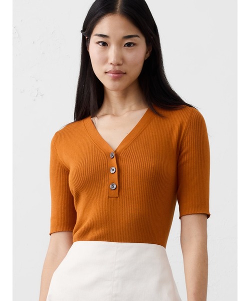 BANANA REPUBLIC FACTORY STORE(バナナリパブリック ファクトリーストア)の「BANANA REPUBLIC FACTORY STORE リブ編み ヘンリートップ(ニット/セーター・レディース・ブルー/ブラック/オレンジ/レッド系その他/ホワイト・XS/M/S/L)」の5枚目の写真