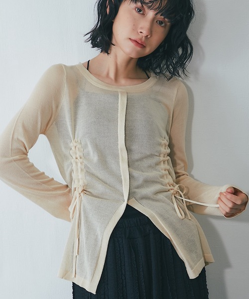 ANOTHER S(アナザーエス)の「フロントスリット長袖シアートップス(Tシャツ/カットソー・レディース・ベージュ/ホワイト/ブラック・FREE)」の3枚目の写真