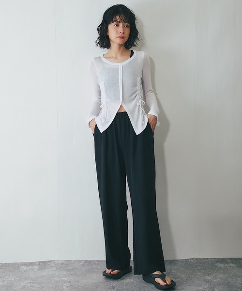 ANOTHER S(アナザーエス)の「フロントスリット長袖シアートップス(Tシャツ/カットソー・レディース・ベージュ/ホワイト/ブラック・FREE)」の4枚目の写真
