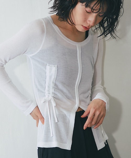 ANOTHER S(アナザーエス)の「フロントスリット長袖シアートップス(Tシャツ/カットソー・レディース・ベージュ/ホワイト/ブラック・FREE)」の7枚目の写真