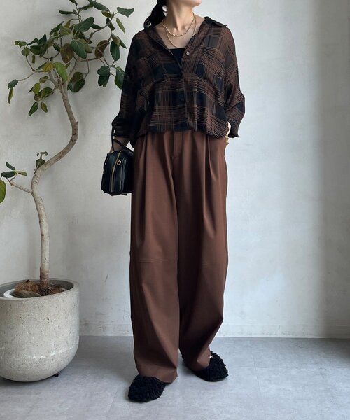 DouDou（ドゥドゥ）の「シアーチェックドロストシャツ（シャツ/ブラウス・レディース・ブラック/ベージュ・FREE）」の3枚目の写真