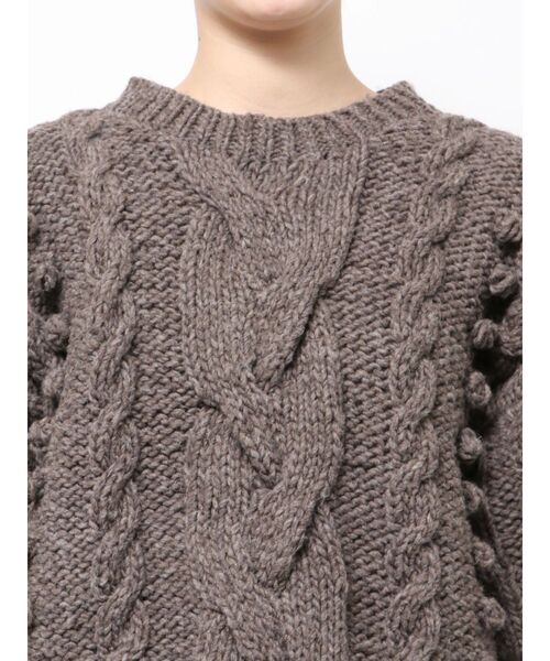 Ungrid(アングリッド)の「ルーズスリーブケーブルニット(ニット/セーター・レディース・ブラウン/アイボリー・FREE)」の16枚目の写真