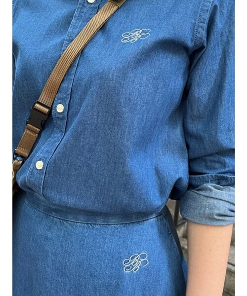 BROOKS BROTHERS(ブルックスブラザーズ)の「【Double B Collection】 コットン ライトウェイトデニム BBロゴ ボタンダウンシャツ Classic Fit(シャツ/ブラウス・レディース・ライトブルー・2/6/8/4/0)」の6枚目の写真