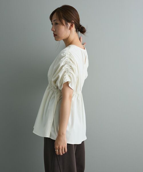 CRAFT STANDARD BOUTIQUE（クラフトスタンダードブティック）の「ショルダードロストチュニック（チュニック・レディース・ブラック/アイボリー/ブラウン・FREE）」の17枚目の写真