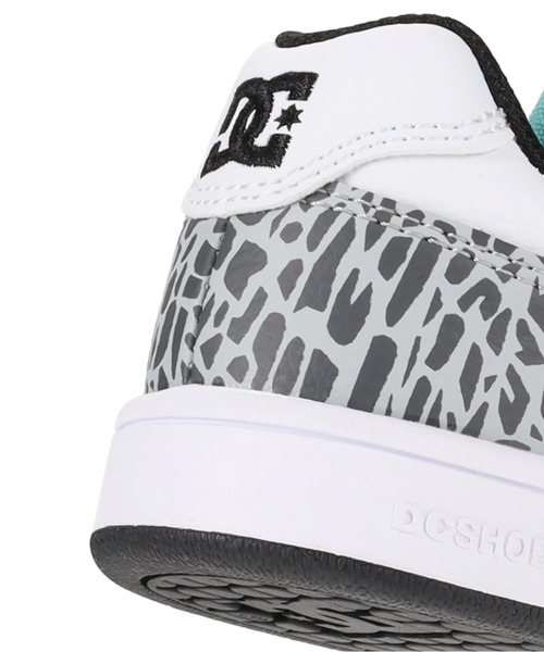 DC SHOES（ディーシーシューズ）の「MANTECA 4 V SN/DCキッズベルクロ付きスニーカー（スニーカー・キッズ・ホワイト×グリーン/ホワイト×グレー・20cm/19cm/18cm/17cm/21cm/25cm/24cm/23cm/22cm）」の15枚目の写真