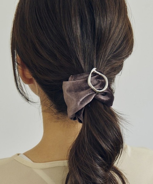 GOLDY（ゴールディ）の「【GOLDY】ベロア メタル ポニー フック 6251003（その他ヘアアクセサリー・レディース・ネイビー/ブラウン/グリーン/ブラック・FREE）」の10枚目の写真