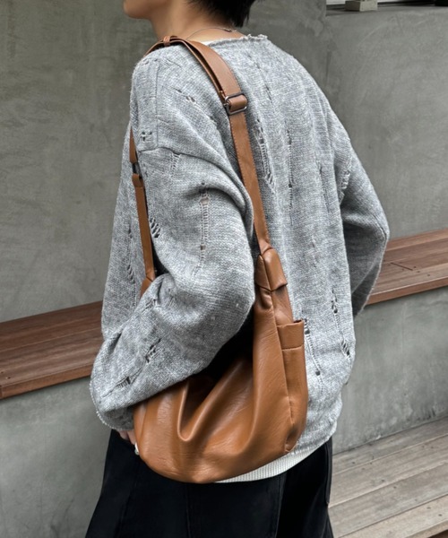 Theater code(シアターコード)の「【30%OFF】Theater code × 6hourssleep Faux Leather Shoulder Bag/フェイクレザーショルダーバッグ/brown 2026年春夏(ショルダーバッグ・メンズ・ブラウン・FREE)」の2枚目の写真