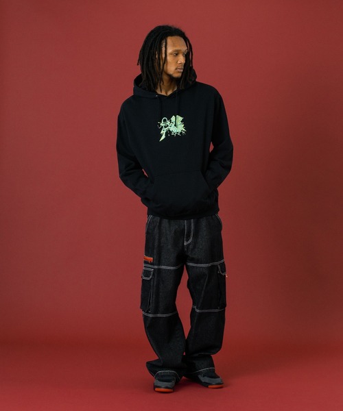 XLARGE（エクストララージ）の「FLUORESCENT EMBROIDERED HOODED SWEATSHIRT（パーカー・メンズ・ブラック/オフホワイト/ネイビー・S/M/L/XL）」の4枚目の写真