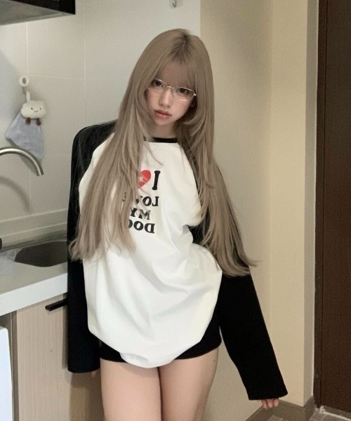 ViViDAY(ビビデー)の「配色ラグランルーズロンT(Tシャツ/カットソー・レディース・ホワイト・M)」の1枚目の写真