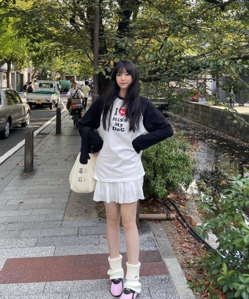 ViViDAY(ビビデー)の「配色ラグランルーズロンT(Tシャツ/カットソー・レディース・ホワイト・M)」の13枚目の写真