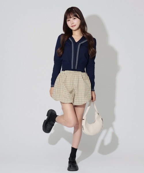 ALLuRing ChaRm(アリュリングチャーム)の「Sailor Collar Line Knit / セーラーカラーラインニット(ニット/セーター・レディース・ホワイト/グレー/ネイビー・FREE)」の14枚目の写真