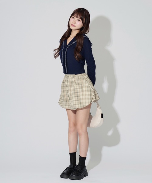 ALLuRing ChaRm(アリュリングチャーム)の「Sailor Collar Line Knit / セーラーカラーラインニット(ニット/セーター・レディース・ホワイト/グレー/ネイビー・FREE)」の16枚目の写真