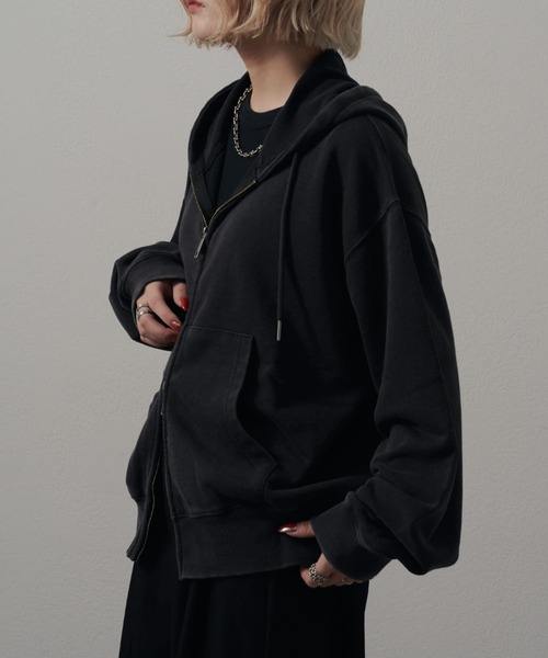 Lui's（ルイス）の「<Lui's ONE>スノーウォッシュスウェットダブルZIPパーカー（パーカー・レディース・ブラック/チャコールグレー・S/M）」の5枚目の写真