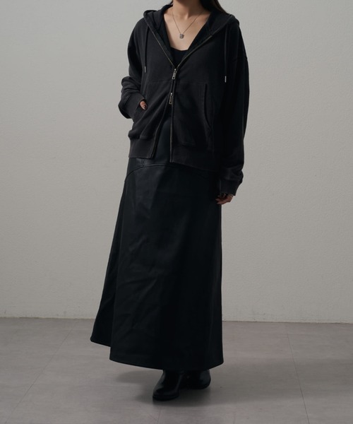 Lui's（ルイス）の「<Lui's ONE>スノーウォッシュスウェットダブルZIPパーカー（パーカー・レディース・ブラック/チャコールグレー・S/M）」の15枚目の写真