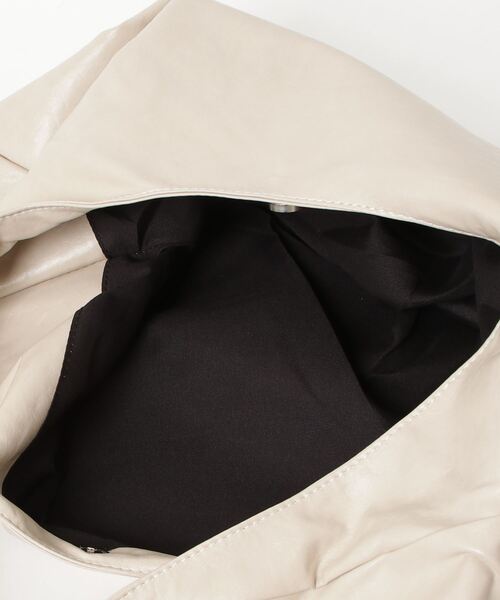 Lunea（ルネア）の「ワンハンドルラウンドトートバッグ（トートバッグ・レディース・アイボリー/ブラック/ブラウン/キャメル・FREE）」の7枚目の写真