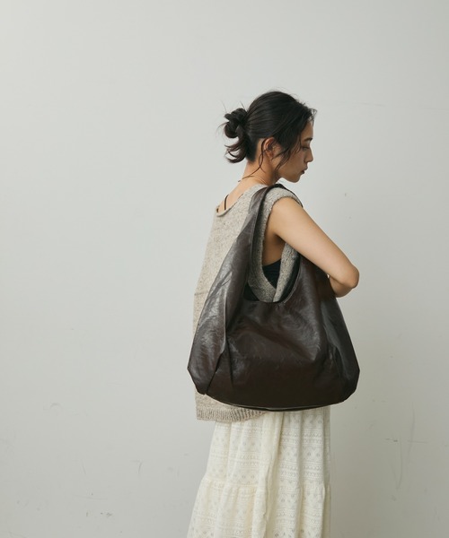 Lunea（ルネア）の「ワンハンドルラウンドトートバッグ（トートバッグ・レディース・アイボリー/ブラック/ブラウン/キャメル・FREE）」の13枚目の写真