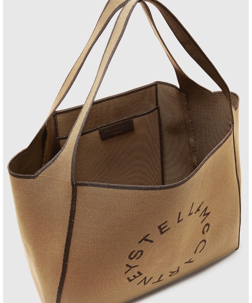 STELLA McCARTNEY（ステラマッカートニー）の「Logo Square Tote Bag / ロゴ スクエア トートバッグ（トートバッグ・レディース・ベージュ・ONE SIZE）」の4枚目の写真