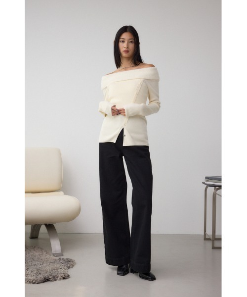 AZUL by moussy(アズールバイマウジー)の「シャギーコンビオフショルダーニット(ニット/セーター・レディース・ブラウン/ボルドー/アイボリー/ブラック・FREE)」の7枚目の写真