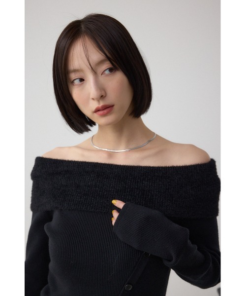 AZUL by moussy(アズールバイマウジー)の「シャギーコンビオフショルダーニット(ニット/セーター・レディース・ブラウン/ボルドー/アイボリー/ブラック・FREE)」の15枚目の写真