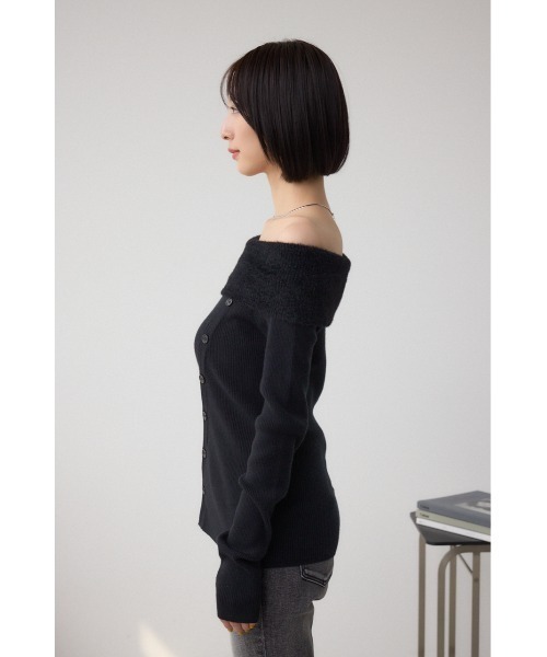 AZUL by moussy(アズールバイマウジー)の「シャギーコンビオフショルダーニット(ニット/セーター・レディース・ブラウン/ボルドー/アイボリー/ブラック・FREE)」の19枚目の写真