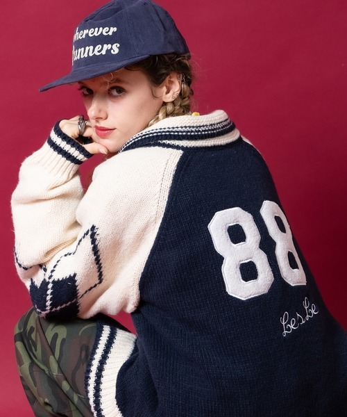 a.p.o.v. アメカジライクロゴ刺繍＆ナンバリングワッペンショール