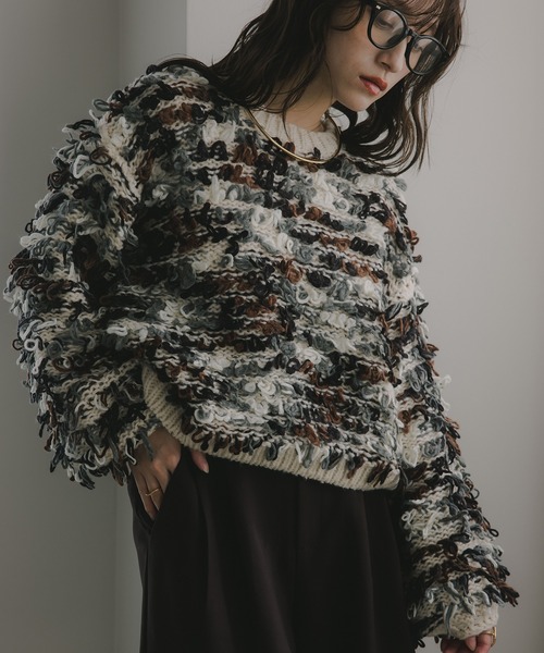 210nouve（トゥージュヌーブ）の「ループヤーン マルチカラー フリンジ ニット（ニット/セーター・レディース・ブラック/アイボリー/ピンク・FREE）」の3枚目の写真