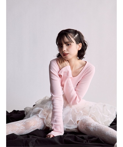 lilLilly（リルリリー）の「クロスレースリブトップス（Tシャツ/カットソー・レディース・ブラック/ホワイト/ピンク・FREE）」の17枚目の写真