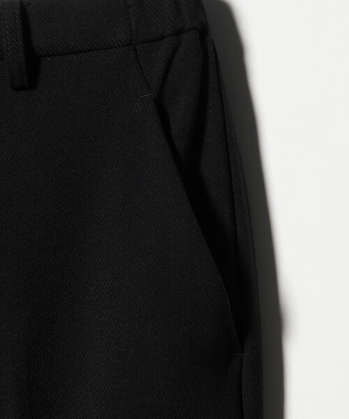 A DAY IN THE LIFE UNITED ARROWS(アデイインザライフユナイテッドアローズ)の「カルゼ テーパードパンツ ‐ウォッシャブル・ セットアップ対応‐<A DAY IN THE LIFE>(その他パンツ・レディース・ブラック・36/38/40)」の4枚目の写真