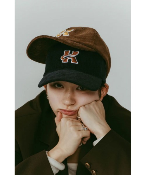Knuth Marf(クヌースマーフ)の「Knuth Marf corduroy cap(キャップ・レディース・ブラウン/ネイビー・FREE)」の8枚目の写真