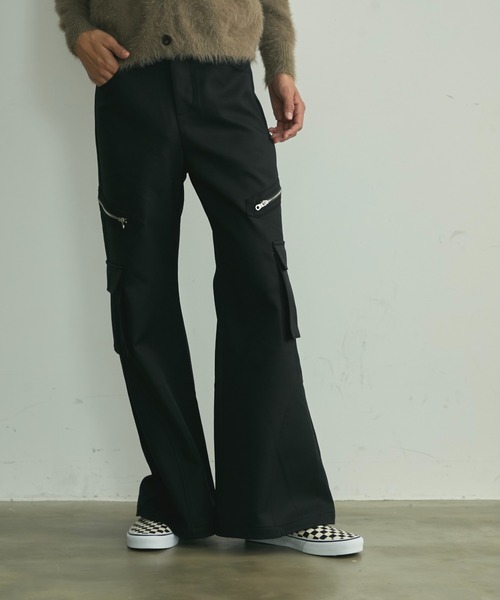 BLANK HOTEL（ブランクホテル）の「Side Zip Flare Cargo Pants / サイドジップフレアカーゴパンツ（カーゴパンツ・メンズ・ブラック・S/M/L）」の6枚目の写真