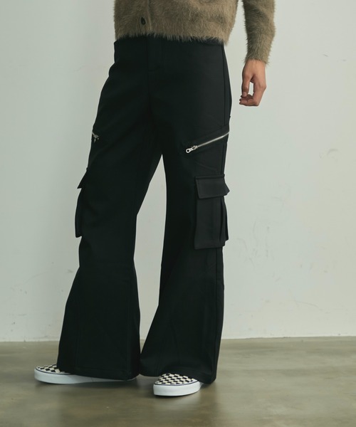 BLANK HOTEL（ブランクホテル）の「Side Zip Flare Cargo Pants / サイドジップフレアカーゴパンツ（カーゴパンツ・メンズ・ブラック・S/M/L）」の5枚目の写真