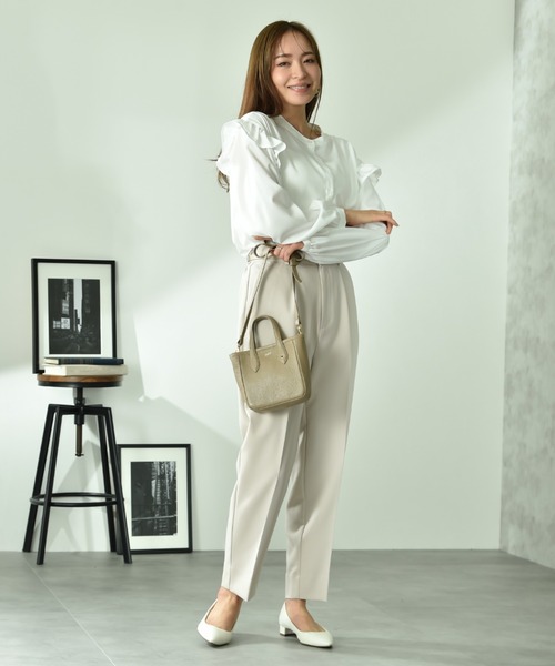 INTERPLANET（インタープラネット）の「パウダーデシンアームフリル長袖ブラウス（シャツ/ブラウス・レディース・オフホワイト/サックスブルー/ブラック・FREE）」の21枚目の写真