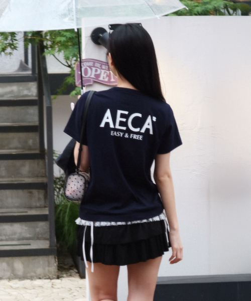 AECA(エイカ)の「AECA SIGNATURE TEE-NAVY(Tシャツ/カットソー・レディース・その他・MEDIUM/LARGE/X-LARGE/W)」の5枚目の写真