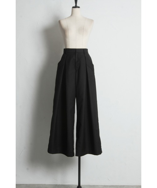 &. NOSTALGIA（アンドドットノスタルジア）の「フラップ付きタックワイドパンツ（その他パンツ・レディース・ブラック/ブラウン・M）」の13枚目の写真