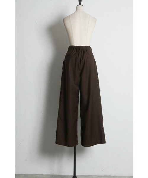 &. NOSTALGIA（アンドドットノスタルジア）の「フラップ付きタックワイドパンツ（その他パンツ・レディース・ブラック/ブラウン・M）」の16枚目の写真