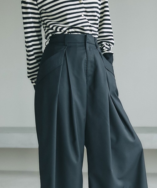 &. NOSTALGIA（アンドドットノスタルジア）の「フラップ付きタックワイドパンツ（その他パンツ・レディース・ブラック/ブラウン・M）」の12枚目の写真