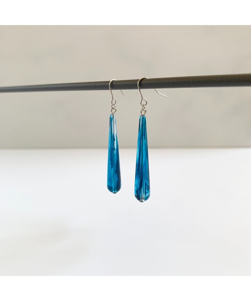 tone(トーン)の「【TOMEI LAB】ドロップ シンプル ピアス(MA)(ピアス(両耳用)・レディース・ブルー系その他/ライトオリーブ/その他・FREE)」の5枚目の写真