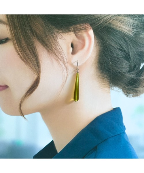 tone(トーン)の「【TOMEI LAB】ドロップ シンプル ピアス(MA)(ピアス(両耳用)・レディース・ブルー系その他/ライトオリーブ/その他・FREE)」の12枚目の写真