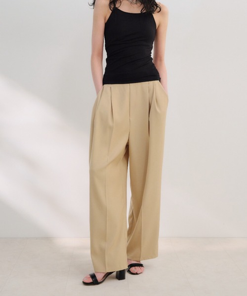 Shelly island（シェリーアイランド）の「【SETUP対応】定番タックパンツ（その他パンツ・レディース・ピンク/ネイビー/ベージュ・FREE）」の2枚目の写真