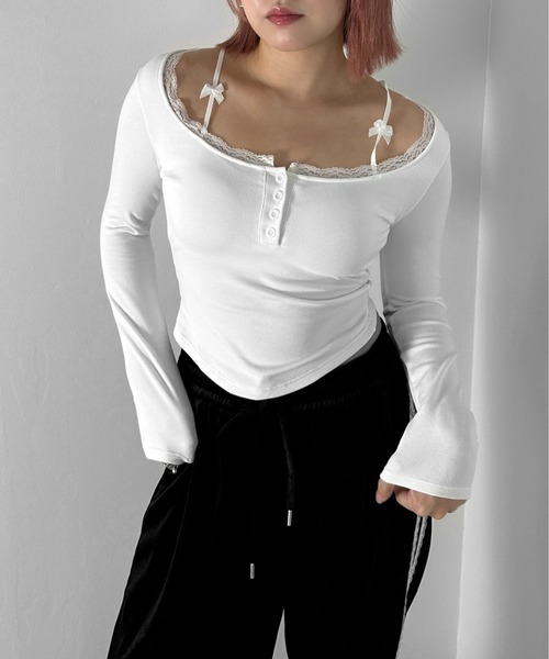 jiasecond.(ジアセカンド)の「【jiasecond.】カップ付きプチリボントップス / トップス カットソー Tシャツ 長袖 コンパクト クロップド ショート リボン ストラップ カップ付き ホワイト ブラック ZOZOTOWN限定(Tシャツ/カットソー・レディース・ブラック/ホワイト・FREE)」の3枚目の写真