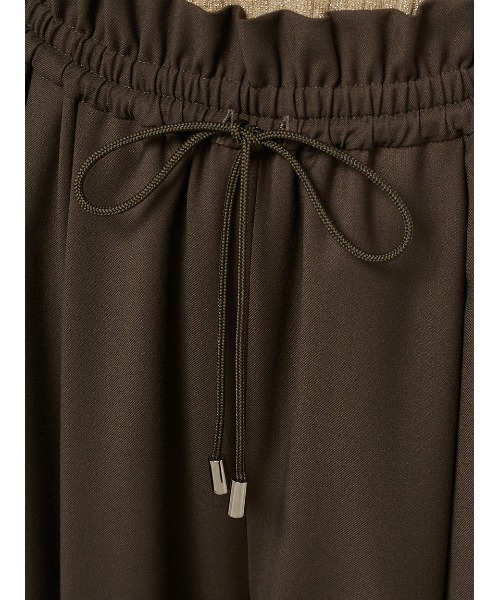 MIESROHE（ミースロエ）の「イージーケアタックギャザーパンツ（その他パンツ・レディース・チャコールグレー/ライトベージュ/ブラウン・0/1）」の11枚目の写真