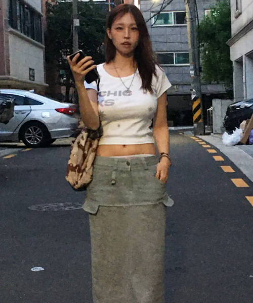 CHICKS(チックス)の「アンバランスティラ スリムフィット 半袖Tシャツ ホワイト(Tシャツ/カットソー・レディース・ホワイト・FREE)」の5枚目の写真