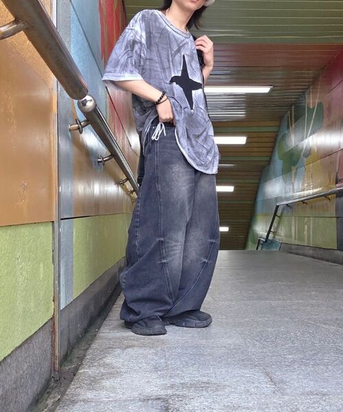 KICHUL（キチョル）の「Curved line balloon denim pants (black)（デニムパンツ・メンズ・その他・X-SMALL/SMALL/MEDIUM/LARGE）」の5枚目の写真